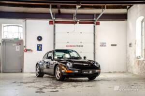 Image 2/23 of Porsche 911 Carrera (1995)