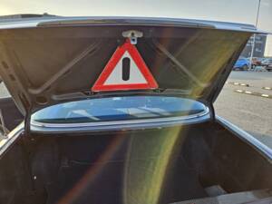 Image 31/100 of Mercedes-Benz 500 SEL (1983)