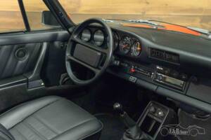 Bild 10/19 von Porsche 911 Carrera 3.2 (1985)