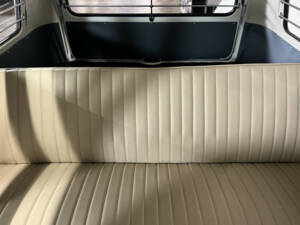 Imagen 10/19 de Volkswagen T1 Samba (1967)