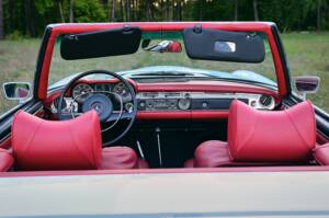 Bild 70/106 von Mercedes-Benz 280 SL (1969)