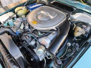 Image 20/26 of Mercedes-Benz 500 SL (1981)