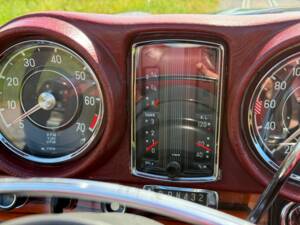 Bild 33/73 von Mercedes-Benz 280 SE 3,5 (1970)