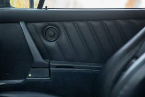 Bild 32/50 von Porsche 911 Carrera 3.2 (1989)