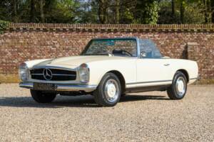 Image 7/50 of Mercedes-Benz 250 SL (1967)