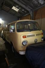 Image 17/23 of Volkswagen T2b Pickup Double Cabin (1978)