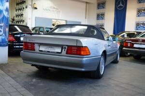 Image 17/42 of Mercedes-Benz 500 SL (1992)