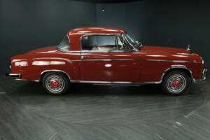 Imagen 6/50 de Mercedes-Benz 220 S (1957)
