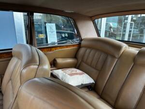 Imagen 13/17 de Rolls-Royce Corniche I (1973)