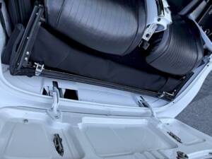 Immagine 18/35 di Chevrolet Corvette (1962)