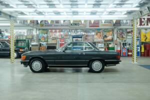 Image 4/50 de Mercedes-Benz 560 SL (1988)