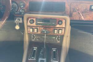 Immagine 15/41 di Jaguar XJ 12 (1990)