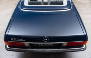 Bild 23/24 von Mercedes-Benz 500 SL (1983)