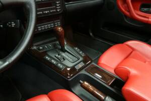 Immagine 24/50 di BMW 328i (1997)