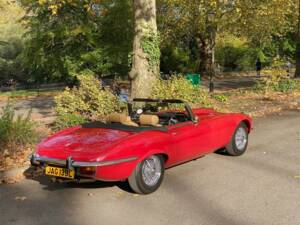 Afbeelding 25/50 van Jaguar E-Type V12 (1973)