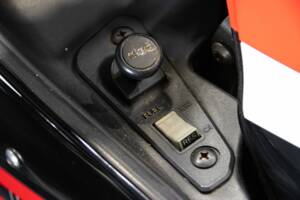 Image 44/50 of Yamaha FZ 750 (1986)