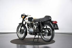 Immagine 8/50 di Gilera Giubileo 125 (1962)