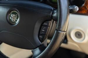 Image 20/43 of Jaguar XJR (2003)