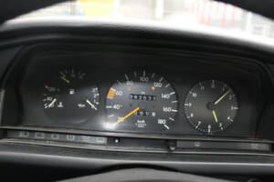 Bild 6/9 von Mercedes-Benz 190 D (1986)