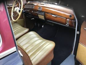 Image 8/25 of Mercedes-Benz 220 S (1958)