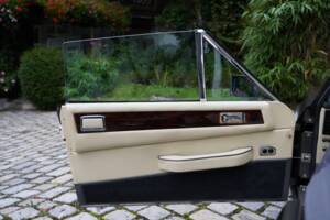 Bild 6/16 von Aston Martin V8 Vantage Volante (1980)