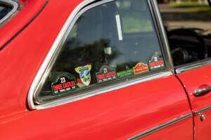 Image 14/50 of MG MGB GT (1970)