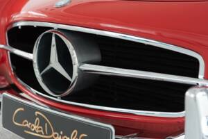 Image 18/47 de Mercedes-Benz 300 SL Roadster (1959)