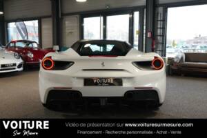 Image 40/50 of Ferrari 488 GTB (2015)