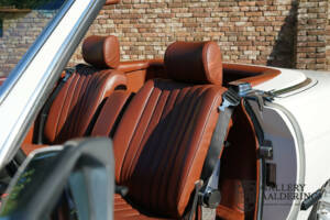 Bild 15/50 von Mercedes-Benz 380 SL (1982)