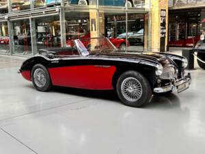 Image 1/43 of Austin-Healey 3000 Mk II (BJ7) (1963)