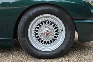 Bild 25/50 von MG RV8 (1995)