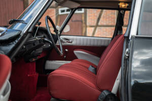 Image 34/56 of Citroën DS 20 Pallas (1971)