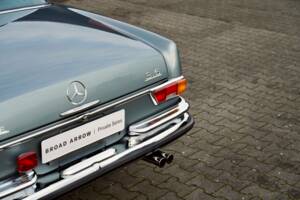 Immagine 32/84 di Mercedes-Benz 280 SE 3,5 (1970)