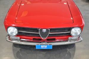 Imagen 25/43 de Alfa Romeo Giulia GT 1300 Junior (1971)