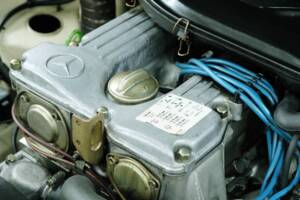 Bild 16/50 von Mercedes-Benz 280 S (1982)