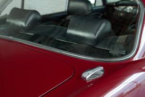 Bild 35/50 von Jaguar XJ 6 L 4.2 (1974)