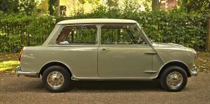Image 11/50 of Riley Elf Mark I (1963)