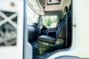 Image 28/31 of Mercedes-Benz Atego 1325 (2009)