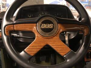 Image 28/66 of Mercedes-Benz 230 CE (1981)