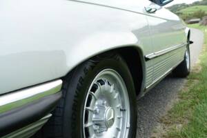 Image 21/37 de Mercedes-Benz 450 SL (1978)