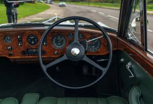 Bild 17/29 von Bentley S1 DHC Park Ward (1958)
