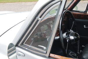 Bild 22/92 von Jaguar XK 120 FHC (1951)