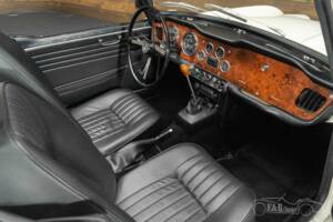 Image 9/19 of Triumph TR 4A IRS (1966)
