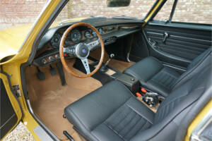 Image 16/50 of Volvo 1800 E (1971)
