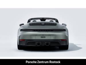 Image 7/14 of Porsche 911 Carrera GTS (1900)