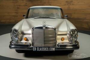 Bild 4/8 von Mercedes-Benz 280 SE (1970)