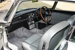 Image 21/42 de Aston Martin DB 5 (1964)