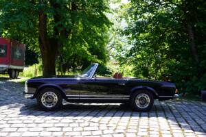 Image 7/11 of Mercedes-Benz 280 SL (1969)