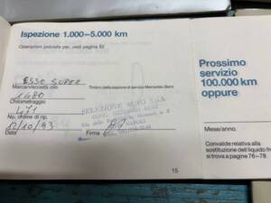 Image 40/50 of Mercedes-Benz E 200 (1993)