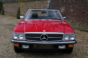 Image 5/50 de Mercedes-Benz 280 SL (1982)